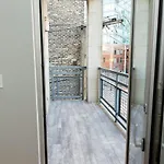 Modern River West 2Br With W&D By Zencity